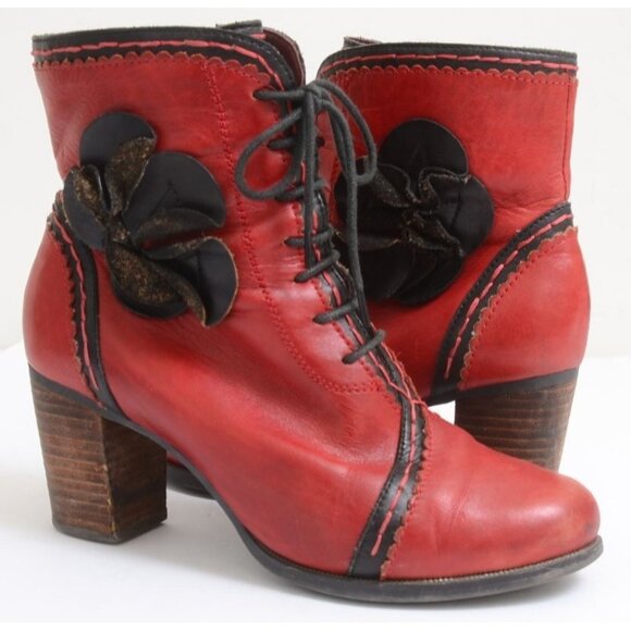 l'artiste by spring step Shoes - L'Artiste Chrisanne Red Leather Lace Up Floral Retro Y2K Ankle Bootie 9.5-10